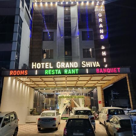 Oaktel Hotel Grand Shiva Near Ganga Ghat Haridwār Екстериор снимка