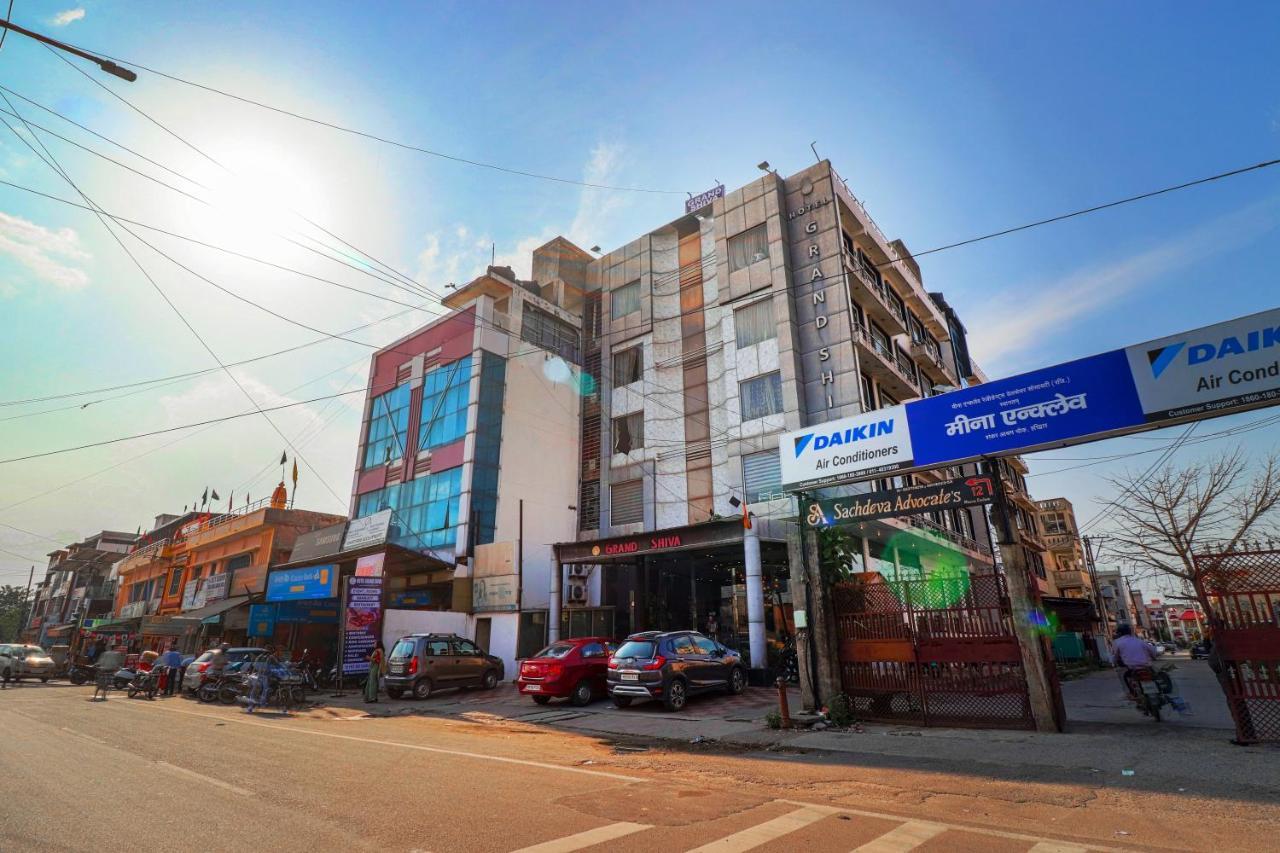 Oaktel Hotel Grand Shiva Near Ganga Ghat Haridwār Екстериор снимка